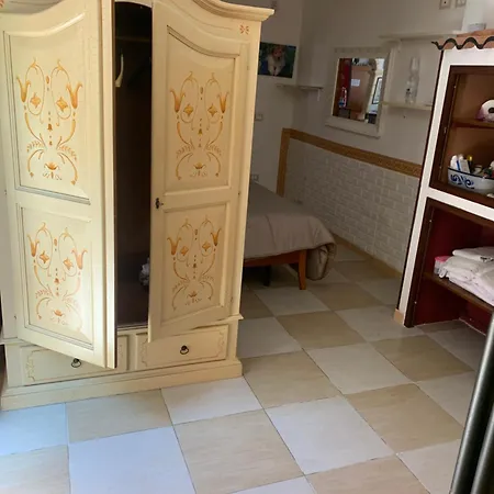 Orizzonte Nocleg ze śniadaniem 3*